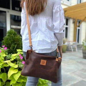 Leather Pasture Messenger Bag in Brown